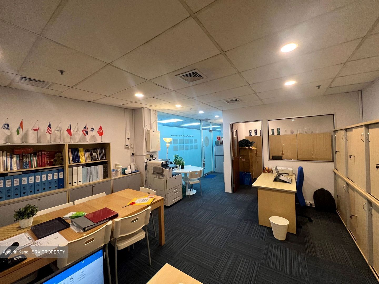 North Bridge Centre (D7), Office #613075581